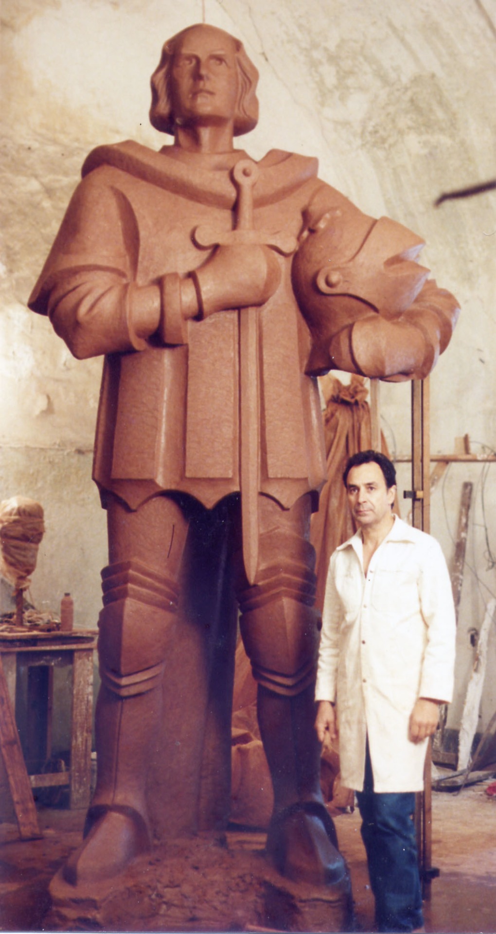 D. Nuno Alvares Pereira — modelação barro