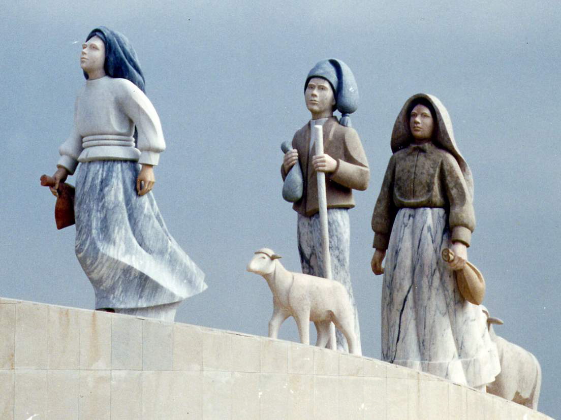 monumento aos Pastorinhos — Fátima